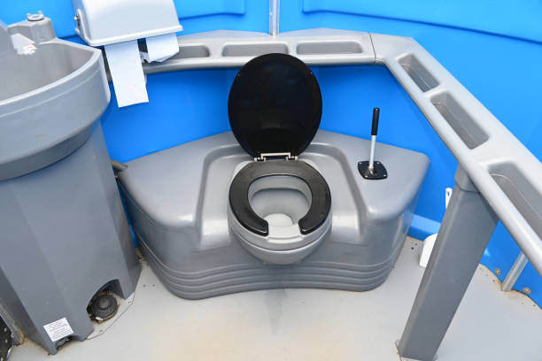 Best Portable bathroom rental  in Marmet, WV